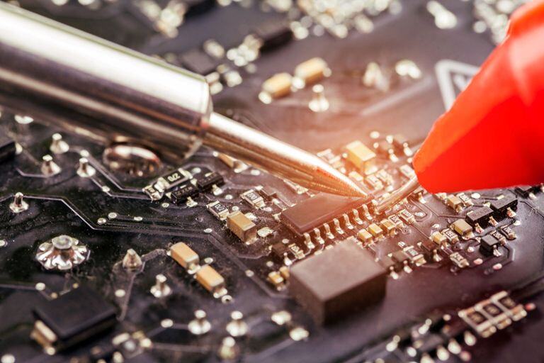 The Role of IPC Online Courses in Reducing Manufacturing Errors